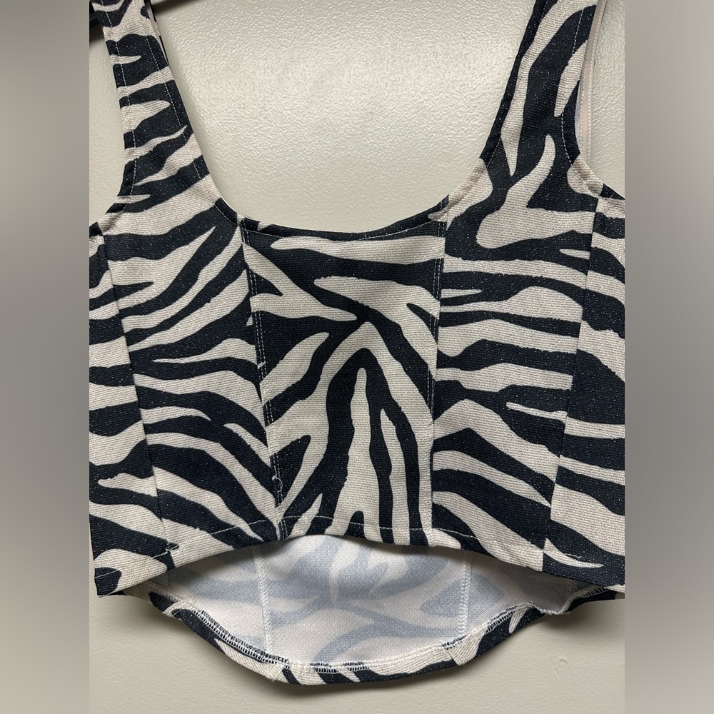 Zebra Cropped Tank Top